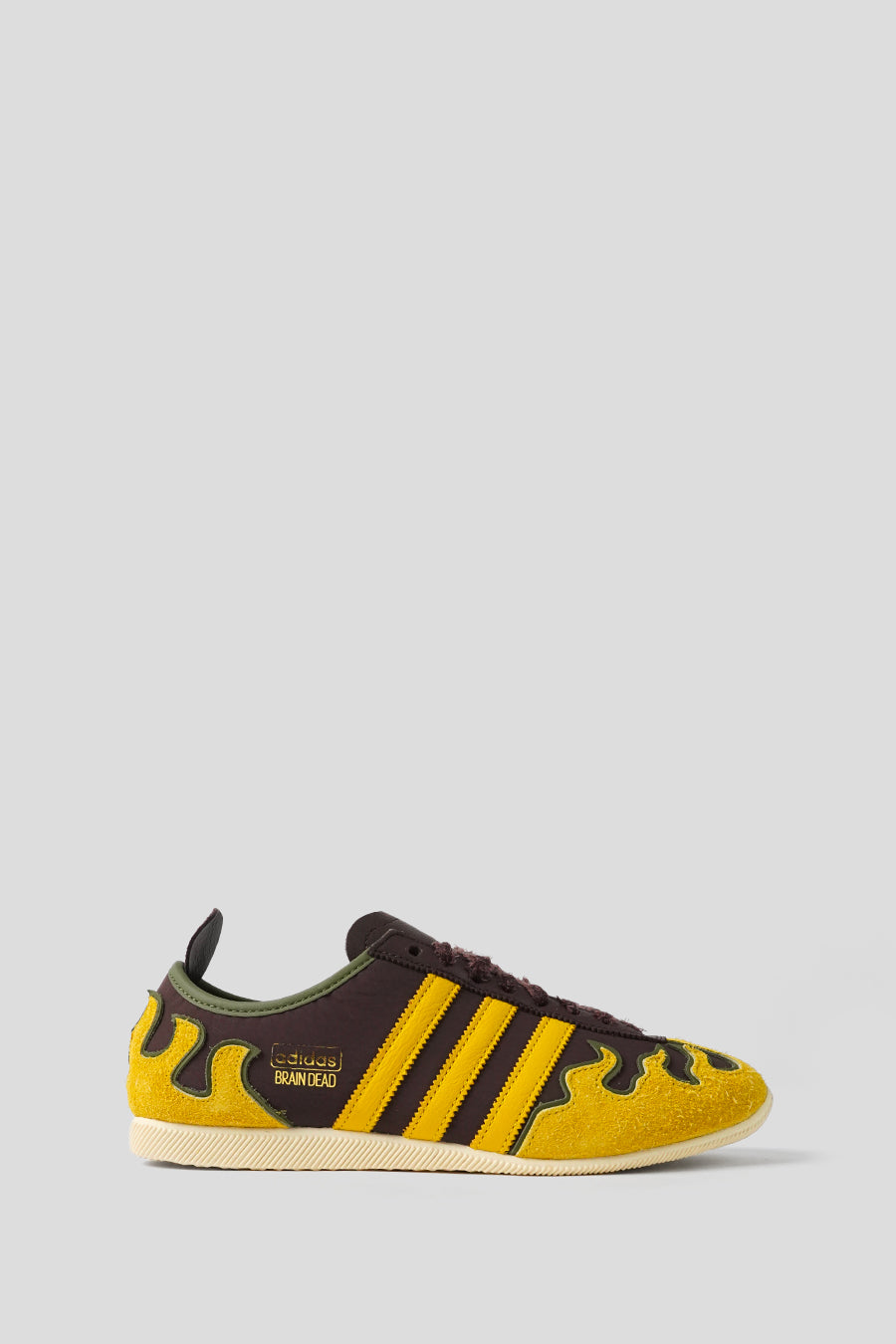ADIDAS - SHALE BROWN AND HAZY YELLOW AND OFF WHITE JAPAN LO X BRAIN DEAD SNEAKERS LE LABO STORE ADIDAS - SHALE BROWN AND HAZY YELLOW AND OFF WHITE JAPAN LO X BRAIN DEAD SNEAKERS LE LABO STORE