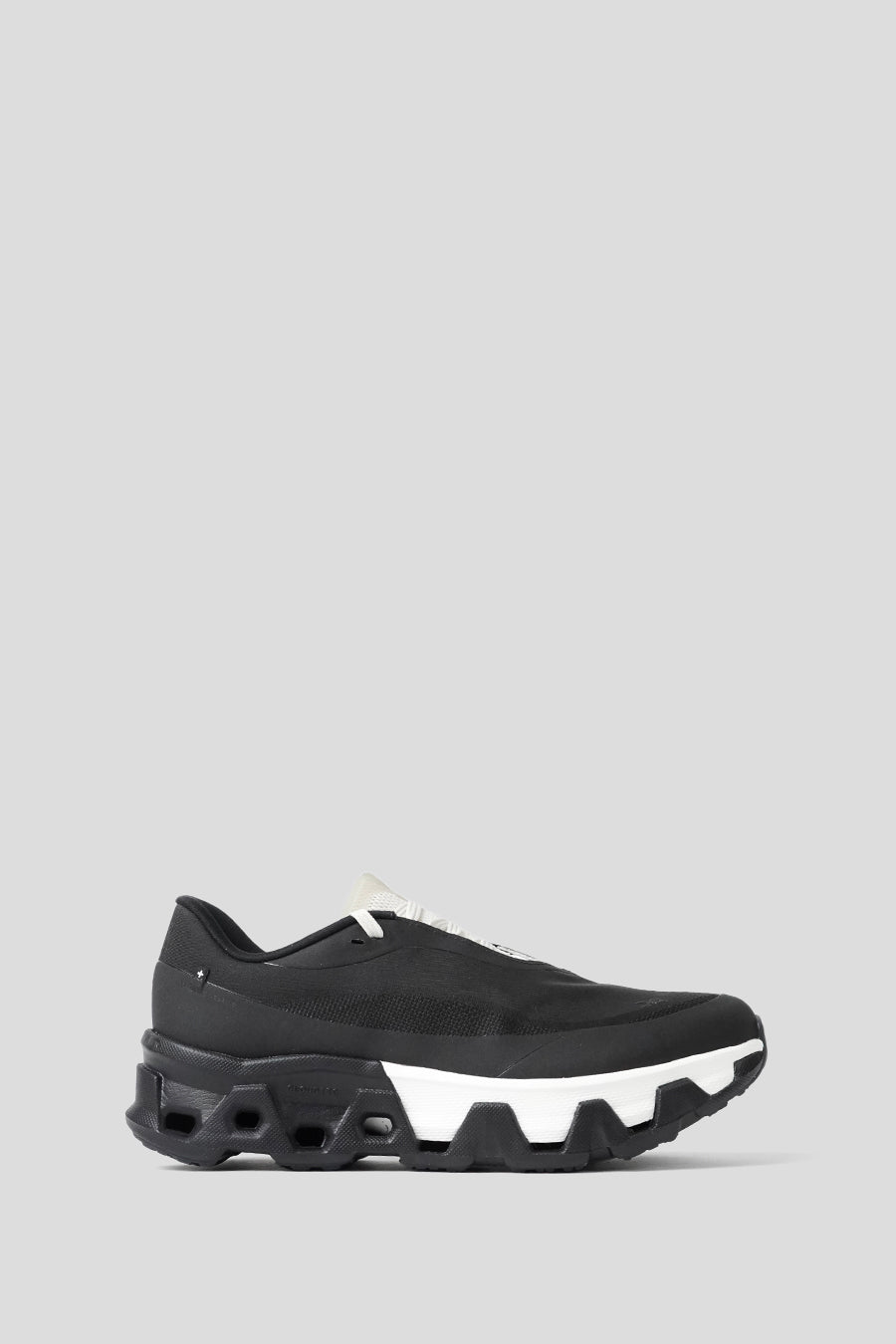 black on cloud monsters ON