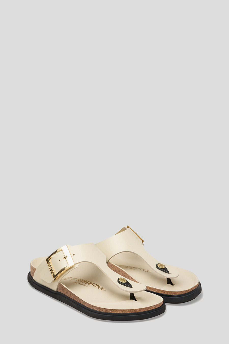 BIRKENSTOCK - GIZEH DROPLET BUCKLE NATURAL LEATHER PATENT HIGH-SHINE ECRU - LE LABO STORE