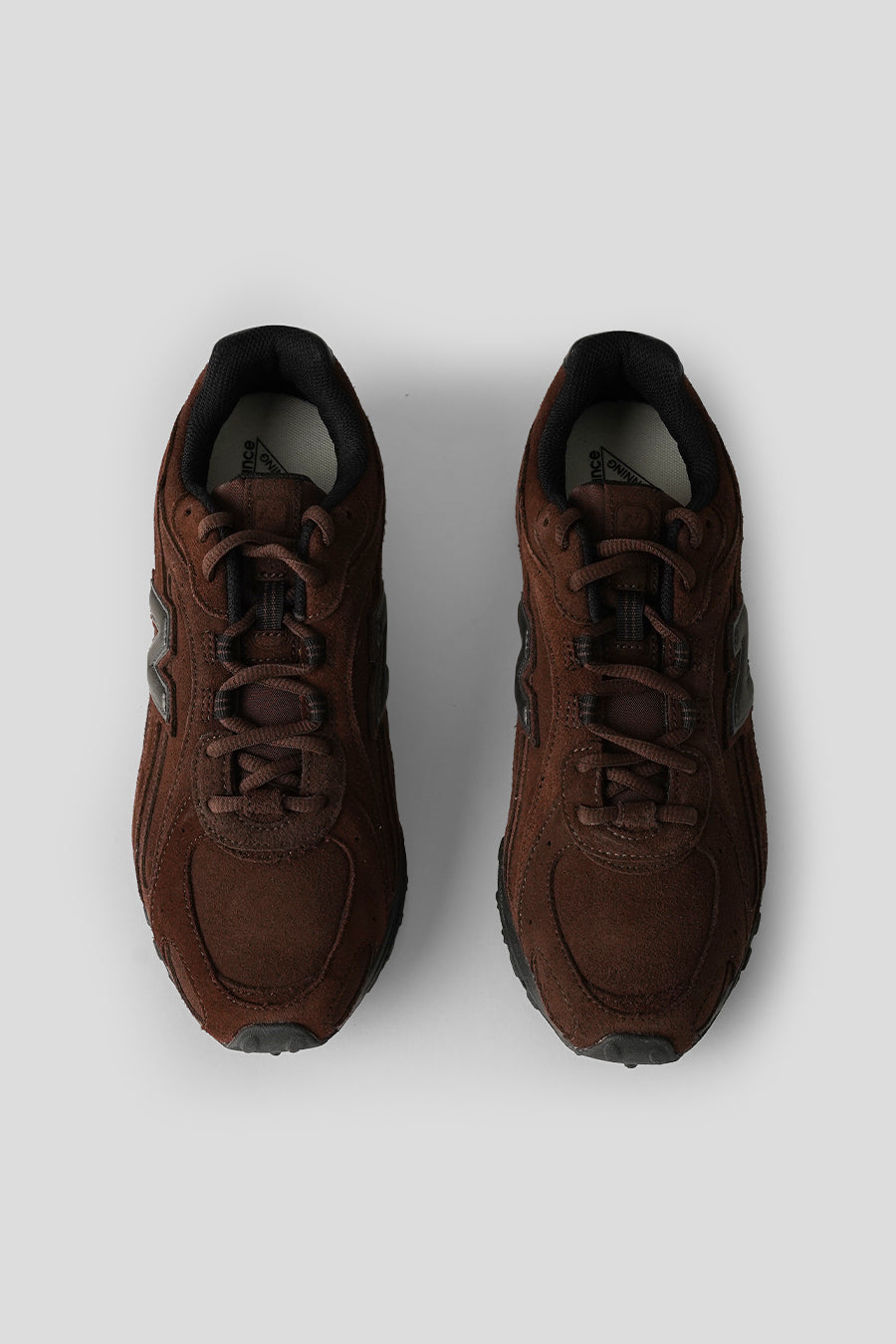 NEW BALANCE - PUMPERNICKEL AND BLACK 204L SNEAKERS - LE LABO STORE