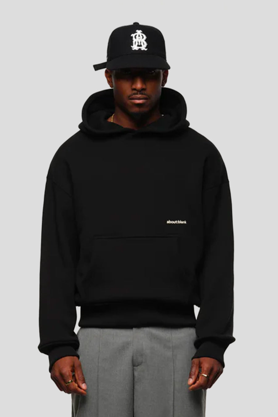 about:blank - HOODIE BOX NOIR ET ÉCRU - LE LABO STORE