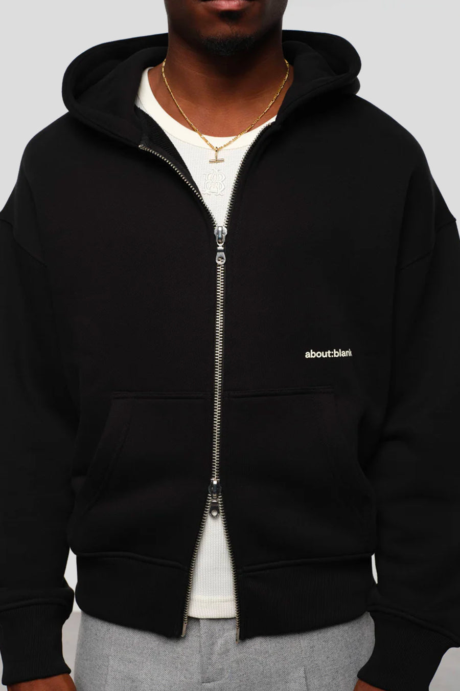about:blank - HOODIE ZIP BOX NOIR ET ÉCRU - LE LABO STORE