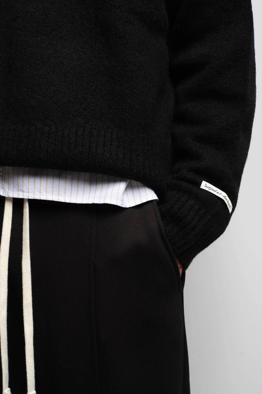 about:blank - PULL MOHAIR NOIR ET ÉCRU - LE LABO STORE