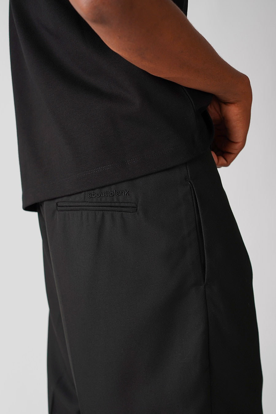 about:blank - BLACK BERMUDA SHORT - LE LABO STORE