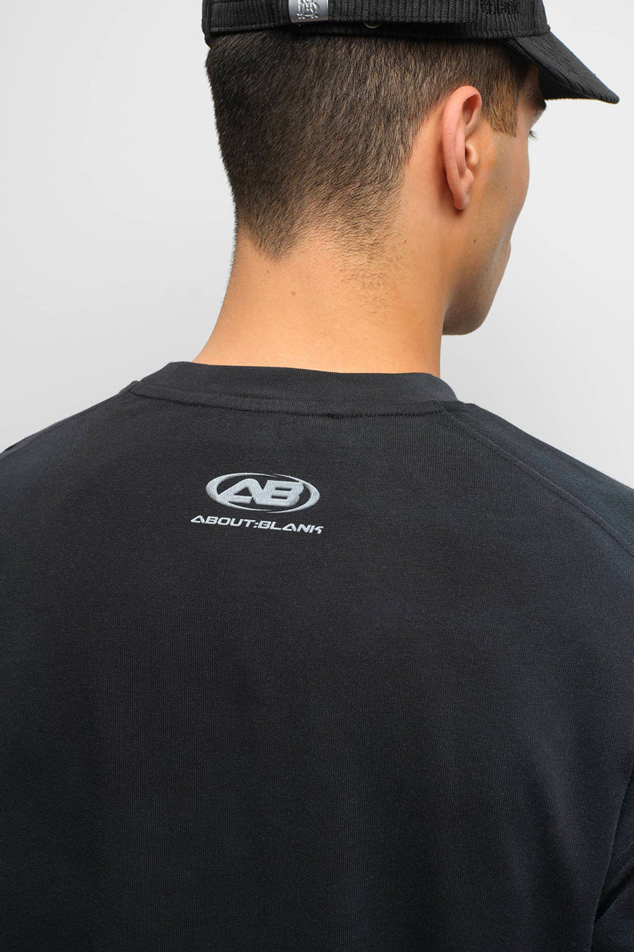 about:blank - T-SHIRT RAW HEM SPORTS NOIR DÉLAVÉ - LE LABO STORE