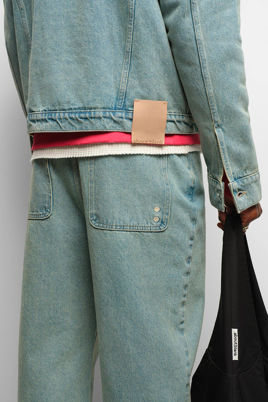 about:blank - JEANS EN DENIM MURKY WASH - LE LABO STORE