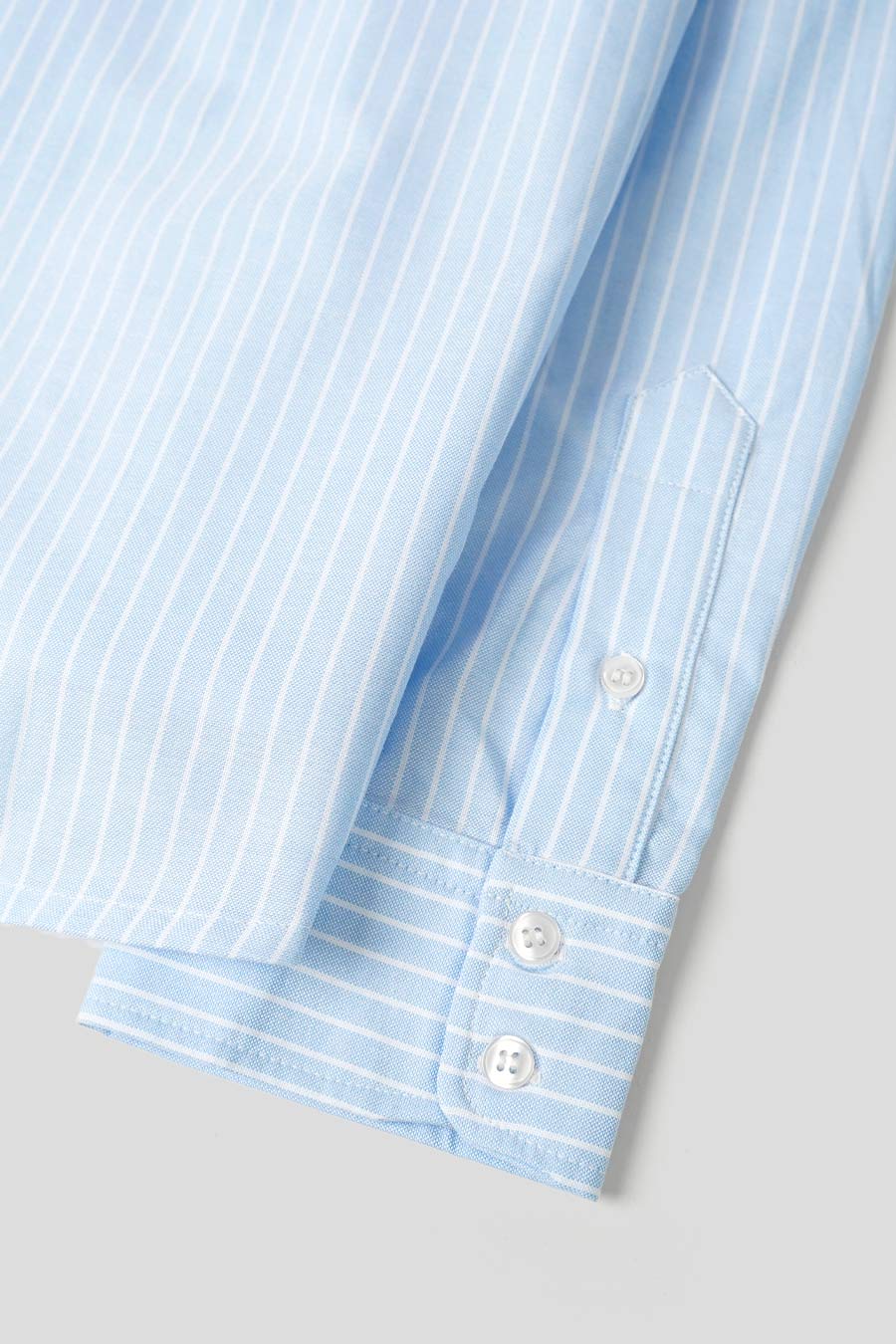 about:blank - CHEMISE MANCHES LONGUES OXFORD SCRIPT BLEU CLAIR ET BLANCHE - LE LABO STORE