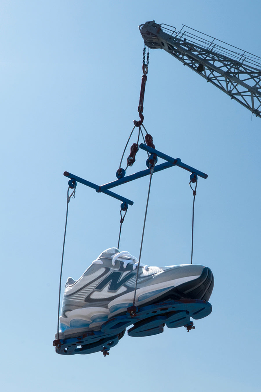 NEW BALANCE - WHITE AND SILVER METALLIC U2000AA ABZORB SNEAKERS - LE LABO STORE