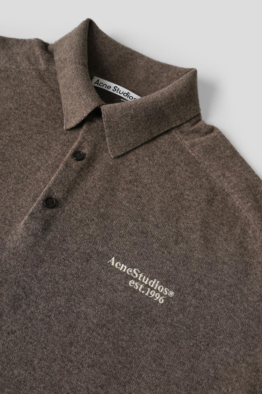 ACNE STUDIOS - POLO LAINE EN MAILLE MARRON - LE LABO STORE