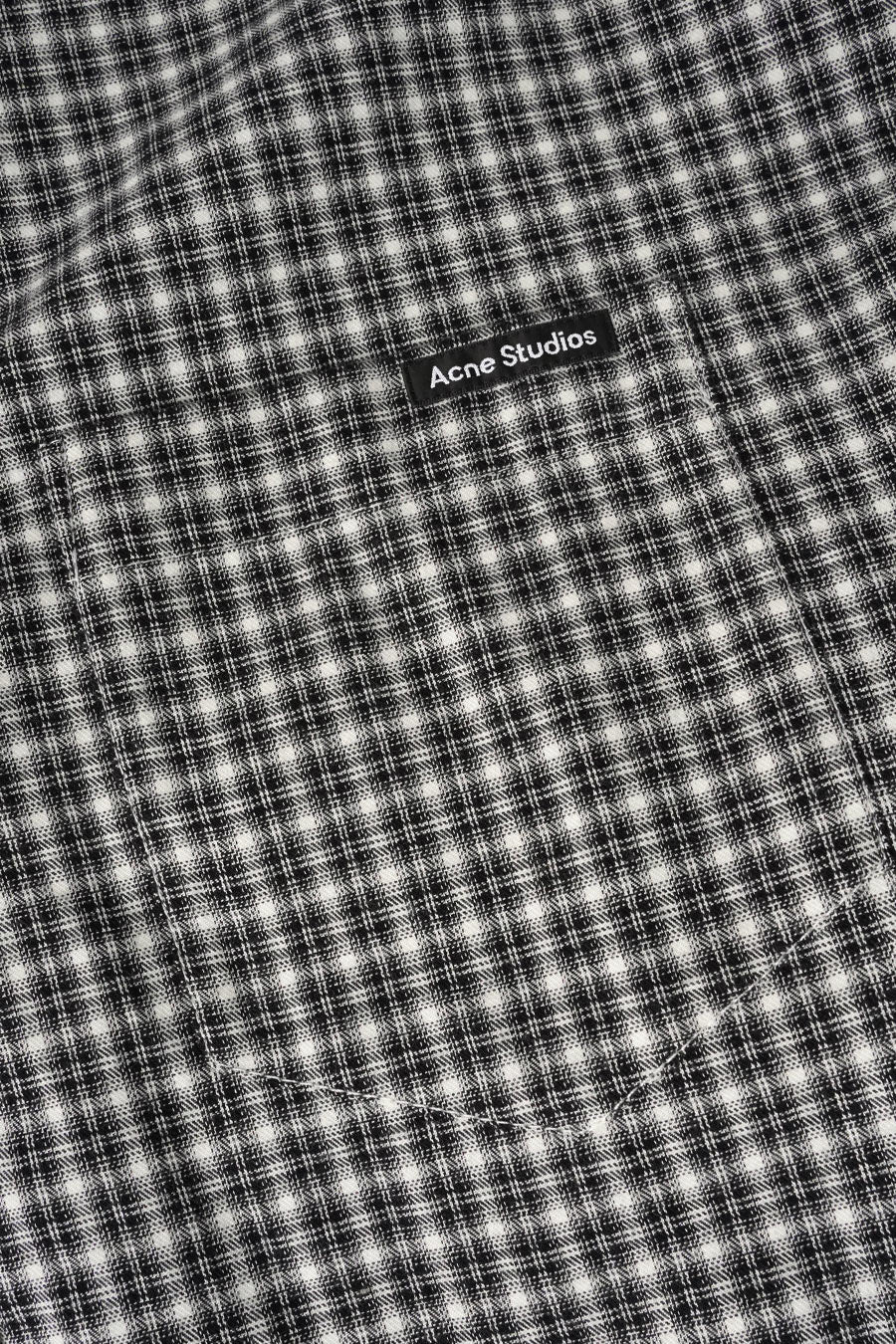 ACNE STUDIOS - CHEMISE FLANNEL BUTTON-UP NOIRE ET BLANCHE - LE LABO STORE