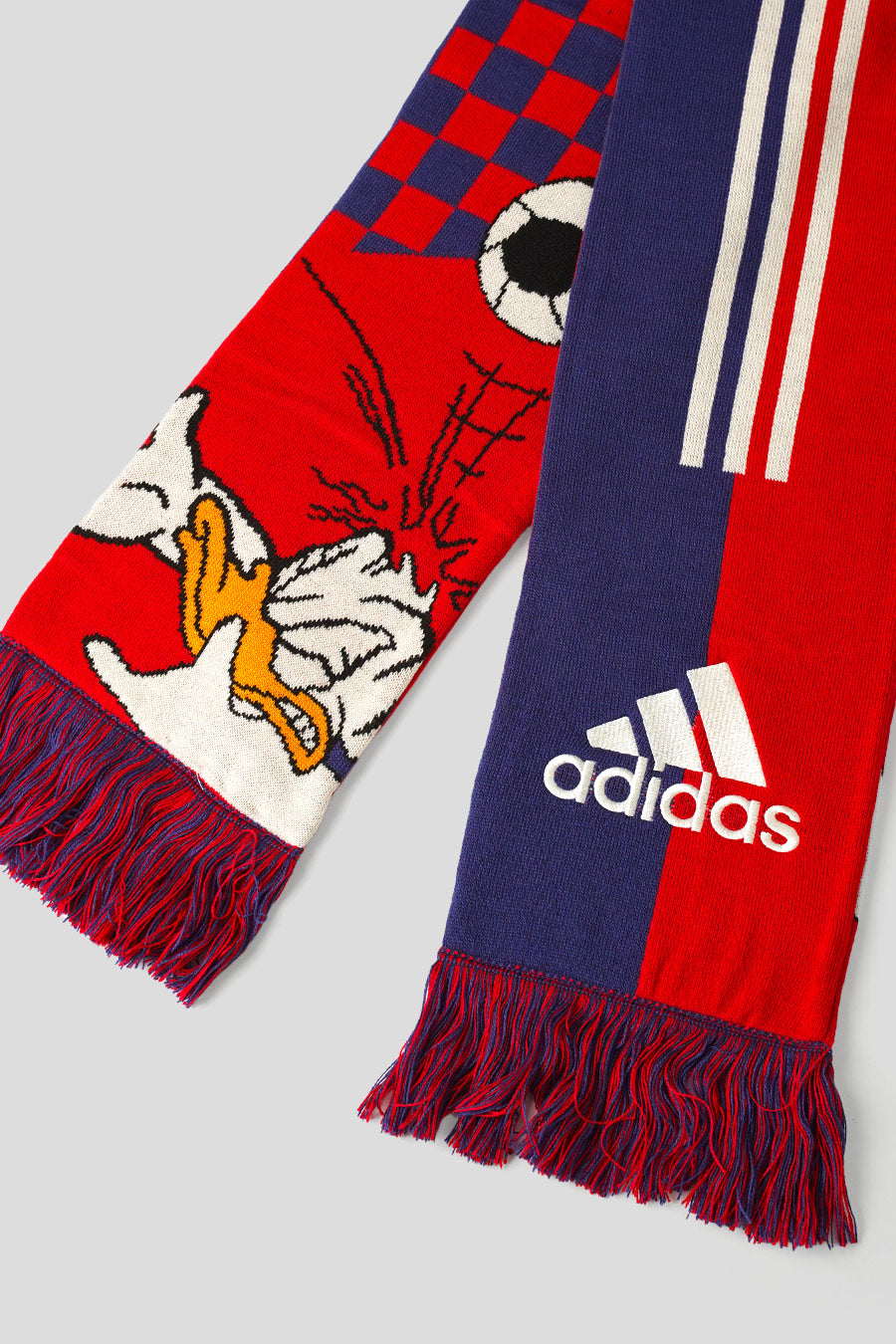 ADIDAS - ÉCHARPE BRAIN DEAD X DISNEY X ADIDAS ROUGE ET BLEUE - LE LABO STORE