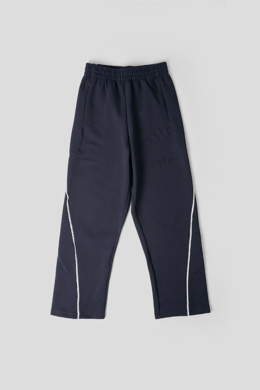 ADIDAS - NAVY AND WHITE ZNE X ARTE TRACKPANT - LE LABO STORE