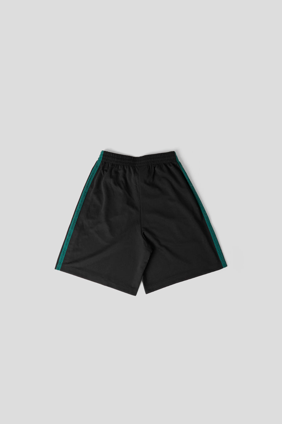 ADIDAS - BLACK AND GREEN SHORT X ARTE - LE LABO STORE