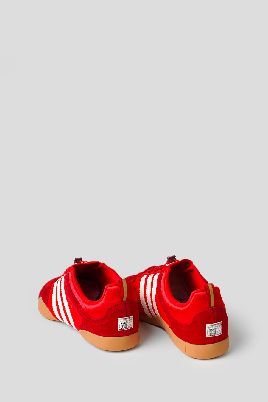ADIDAS - SNEAKER BALLERINA X BAD BUNNY VIVID RED, CHALK WHITE ET POWER RED - LE LABO STORE
