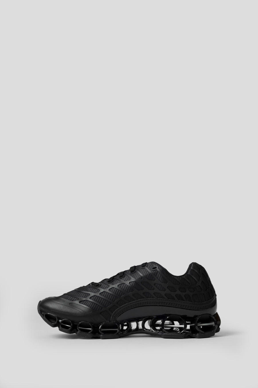 ADIDAS - SNEAKERS MEGRIDE F50 CORE BLACK ET IRON METALLIC - LE LABO STORE
