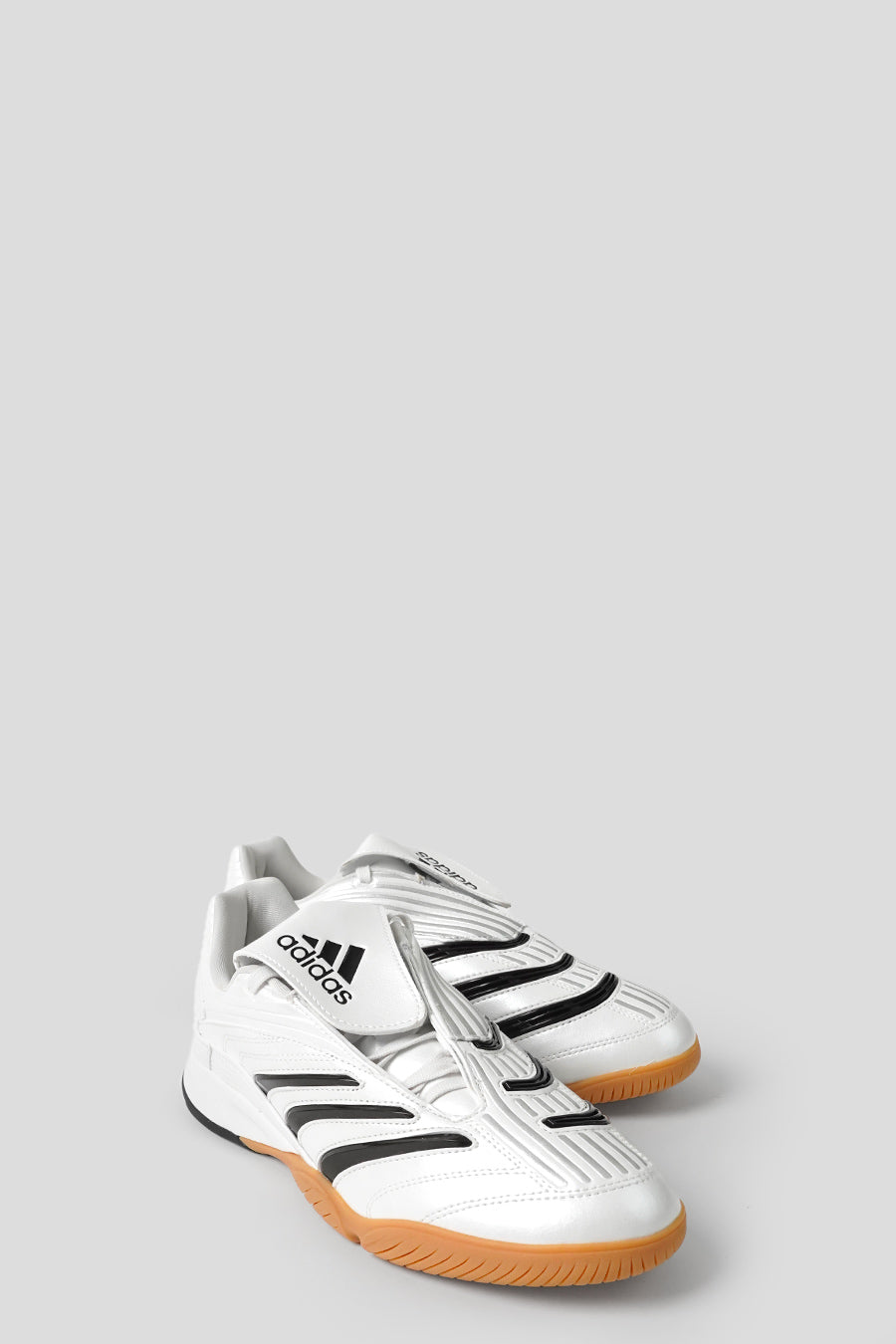 ADIDAS - SNEAKERS PREDATOR SALA ZERO METALIC, CORE BLACK ET GUM - LE LABO STORE