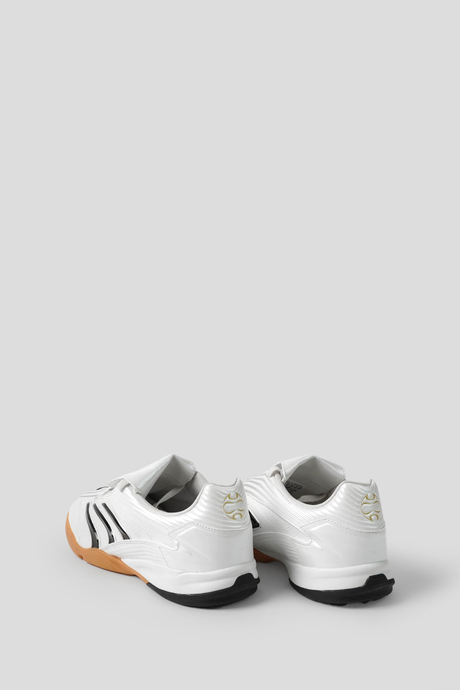ADIDAS - SNEAKERS PREDATOR SALA ZERO METALIC, CORE BLACK ET GUM - LE LABO STORE
