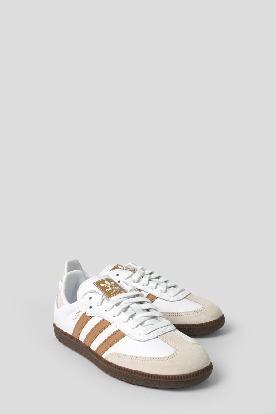 ADIDAS - CLOUD WHITE ET CARDBOARD ET GUM SAMBA OG SNEAKERS LE LABO STORE ADIDAS - CLOUD WHITE ET CARDBOARD ET GUM SAMBA OG SNEAKERS LE LABO STORE