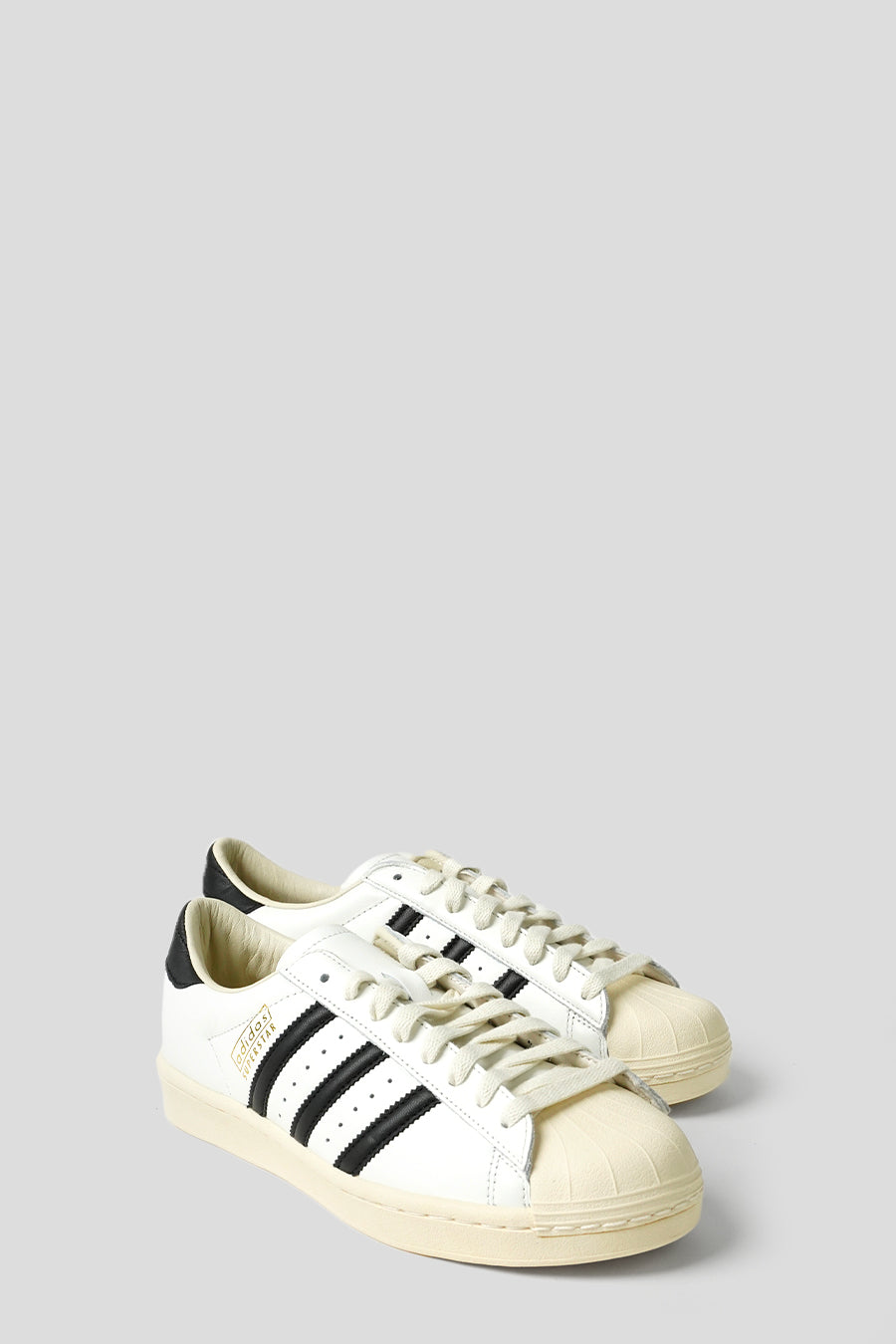 ADIDAS - CORE WHITE SUPERSTAR VINTAGE SNEAKERS LE LABO STORE ADIDAS - CORE WHITE SUPERSTAR VINTAGE SNEAKERS LE LABO STORE