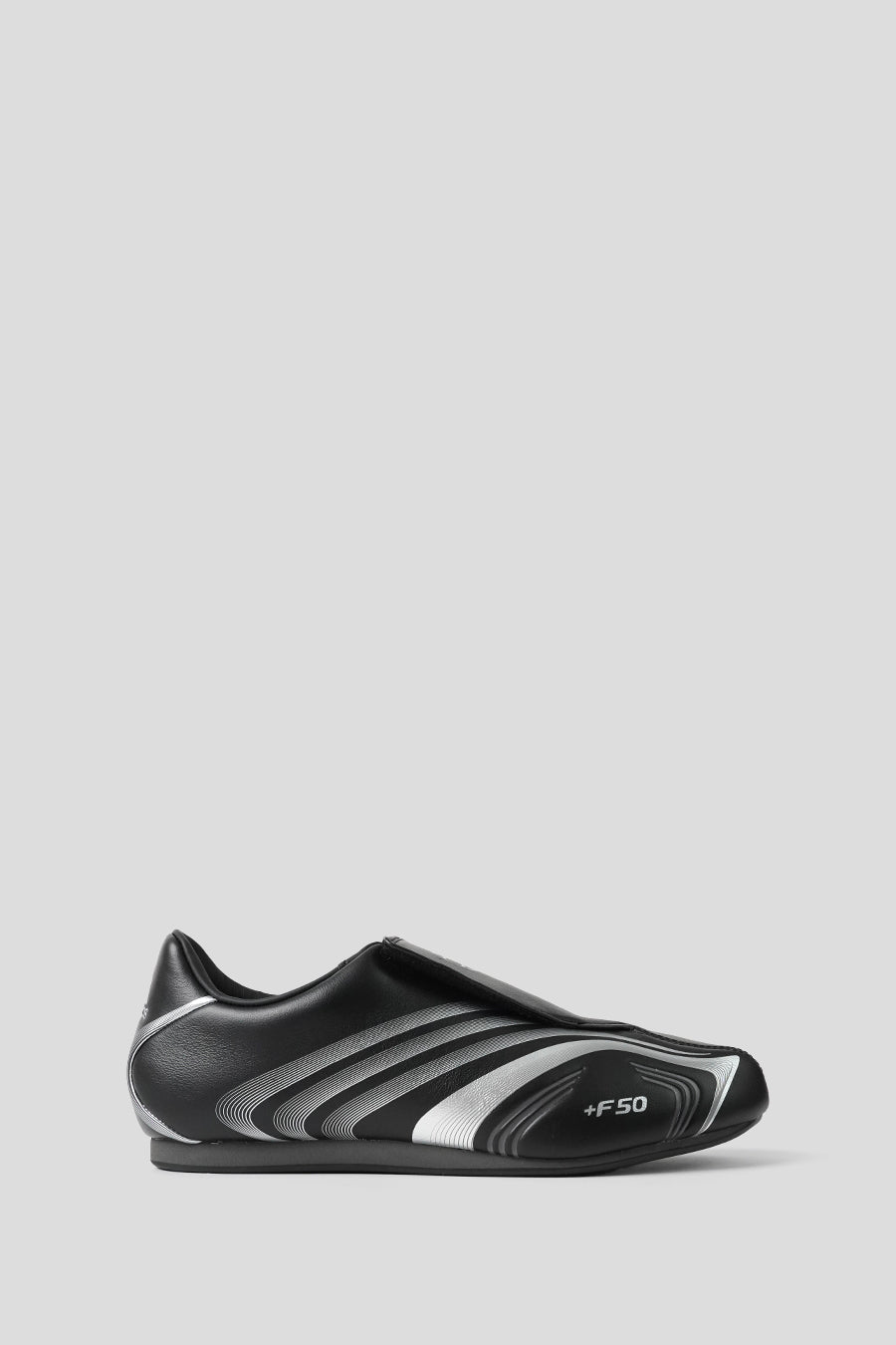 ADIDAS - SNEAKERS TAEKWONDO F50 CORE BLACK, SILVER METALLIC ET GREY SIX - LE LABO STORE