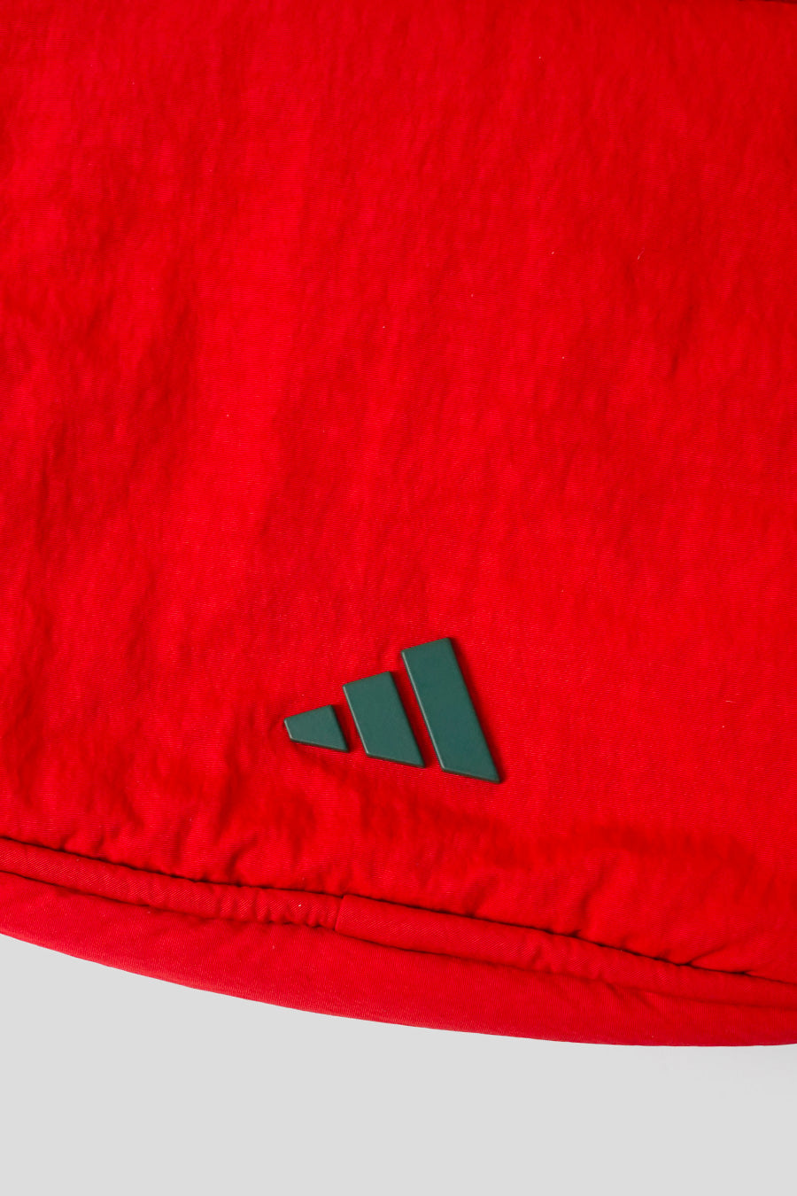 ADIDAS - SACOCHE X ARTE ROUGE - LE LABO STORE