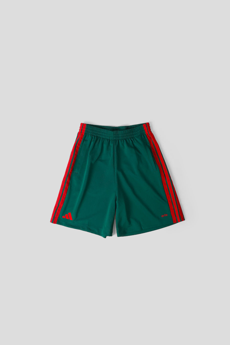 ADIDAS - GREEN AND RED SHORT X ARTE - LE LABO STORE