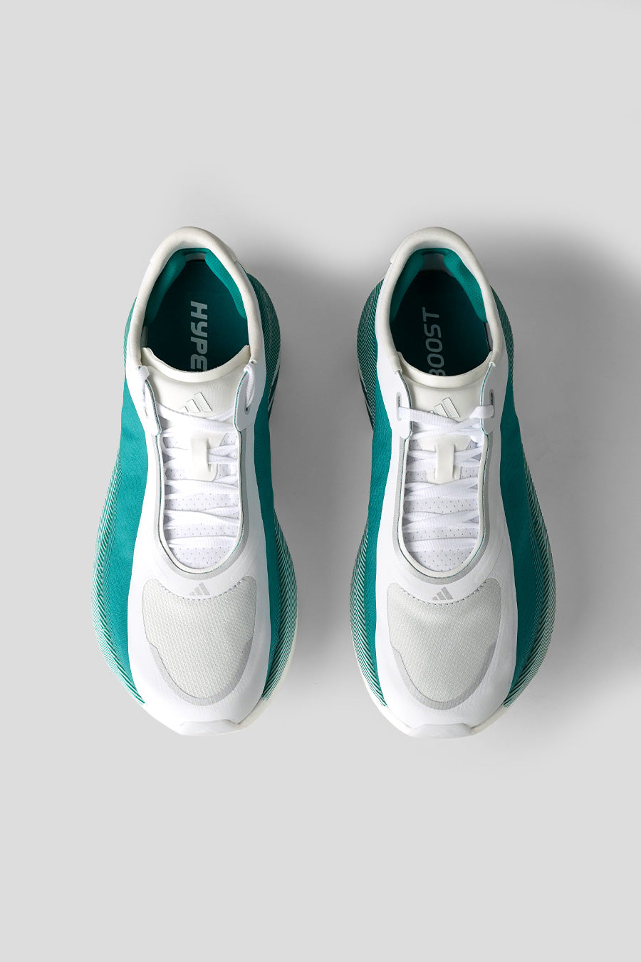 ADIDAS - SNEAKERS HYPERBOOST EDGE M CLOUD WHITE, EQUIPMENT GREEN ET ZERO METALIC - LE LABO STORE