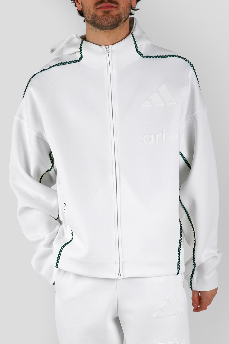 ADIDAS - VESTE ZIPPÉE ZNE FZ X ARTE BLANCHE ET VERTE - LE LABO STORE