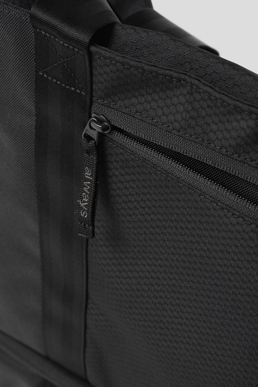 ALWAYS DO WHAT YOU SHOULD DO - TOTE BAG CARRY ALL NOIR - LE LABO STORE