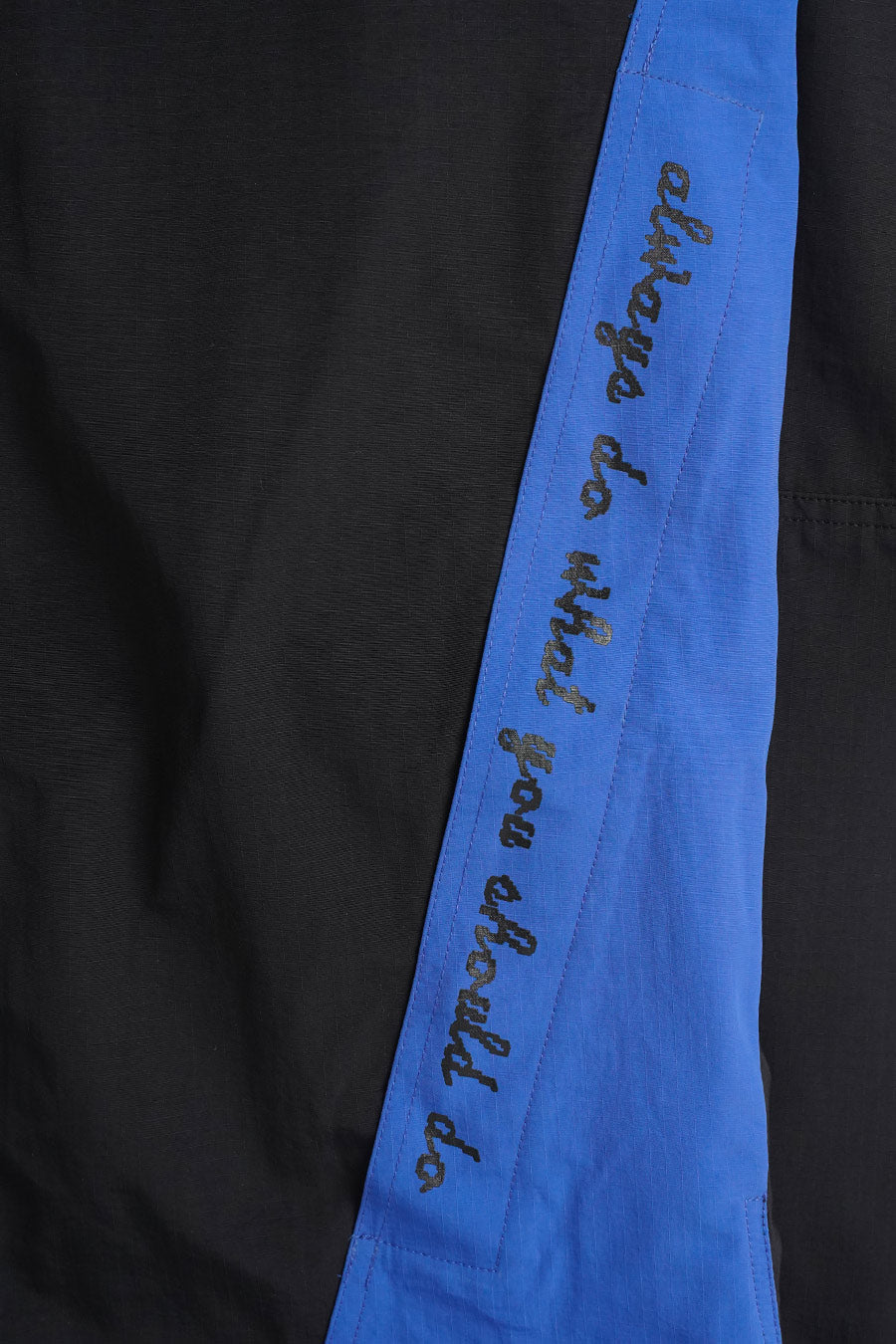 ALWAYS DO WHAT YOU SHOULD DO - VESTE HELLY HANDSOME BLEUE ET NOIRE - LE LABO STORE