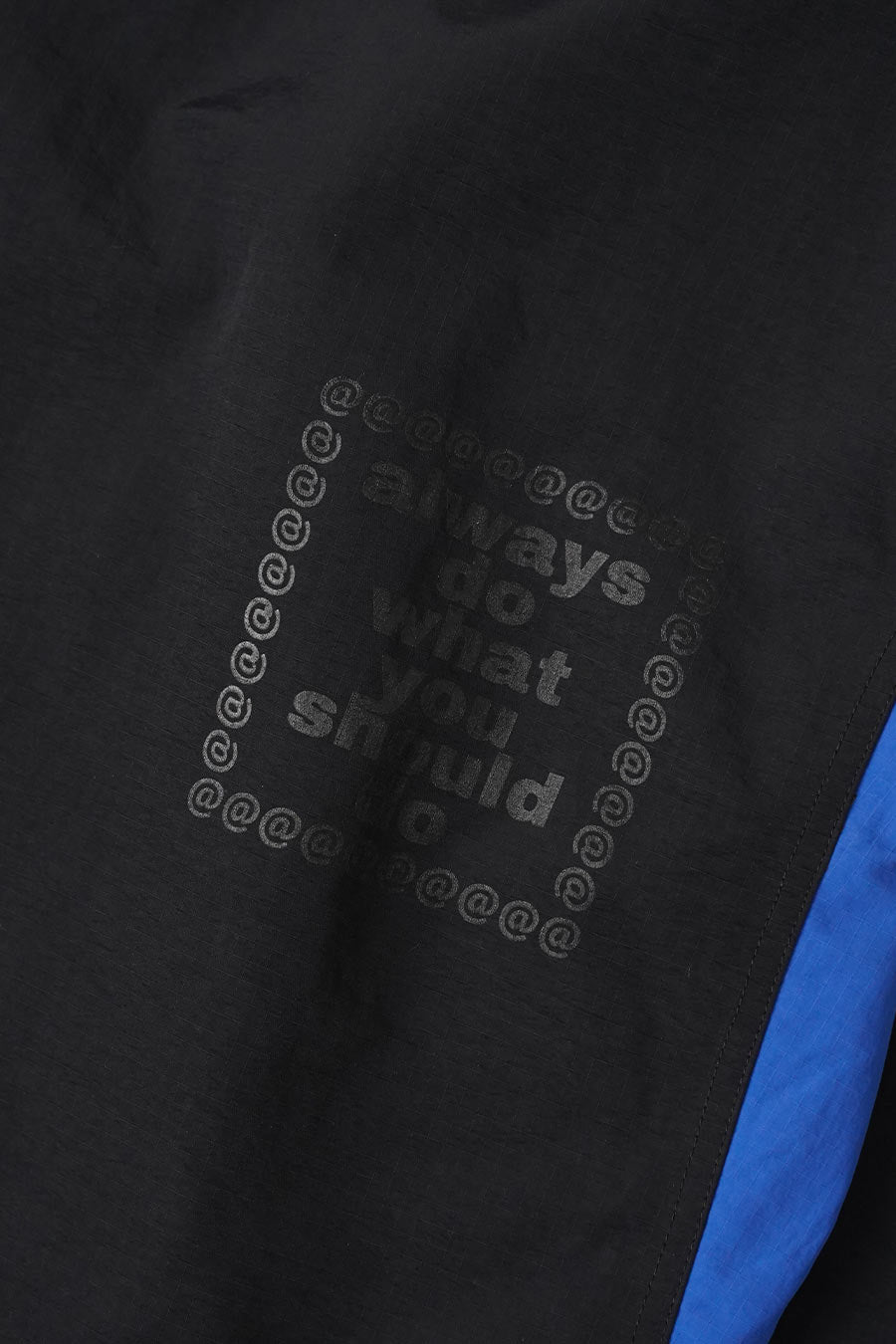 ALWAYS DO WHAT YOU SHOULD DO - VESTE HELLY HANDSOME BLEUE ET NOIRE - LE LABO STORE