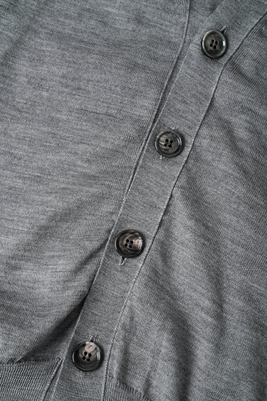 AMI PARIS - CARDIGAN CONTRASTED AMI DE COEUR GRIS CHINE ET NOIR - LE LABO STORE