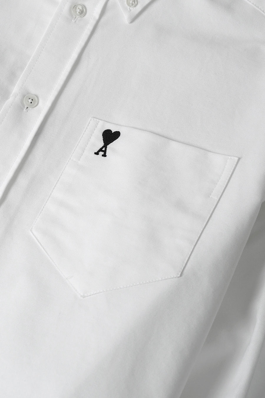 AMI PARIS - CHEMISE MANCHES LONGUES COL BOUTONNÉ AMI DE COEUR BLANCHE - LE LABO STORE