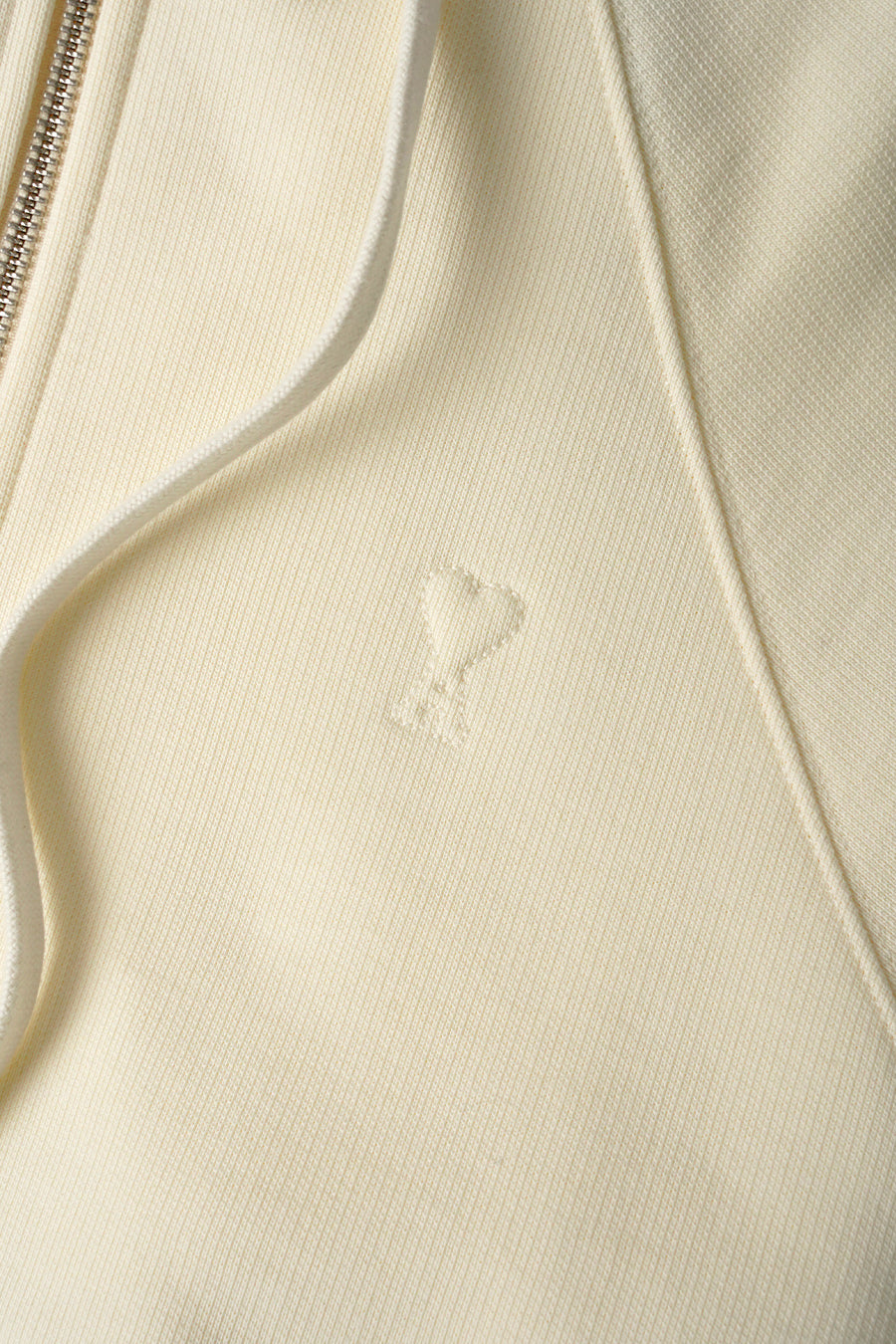 AMI PARIS - WHITE CREAM SMALL EMBOSSED AMI DE COEUR ZIP HOODIE - LE LABO STORE