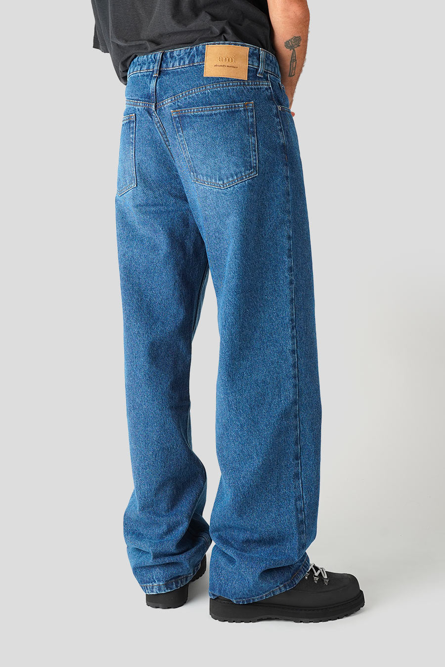 AMI PARIS - USED BLUE LARGE FIT JEANS – LE LABO STORE