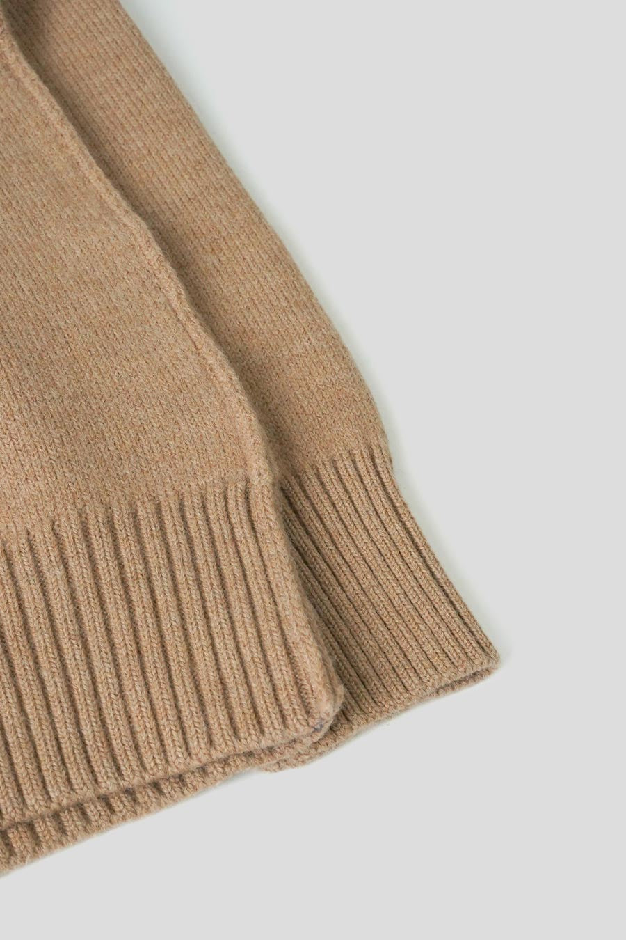 AMI PARIS - PULL COL HAUT AMI DE COEUR CAMEL - LE LABO STORE