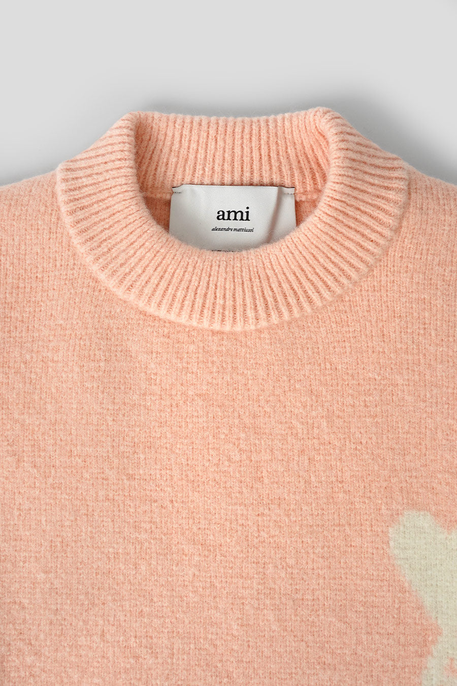 AMI PARIS - PULL COL ROND AMI DE COEUR POUDRE ET ÉCRU - LE LABO STORE