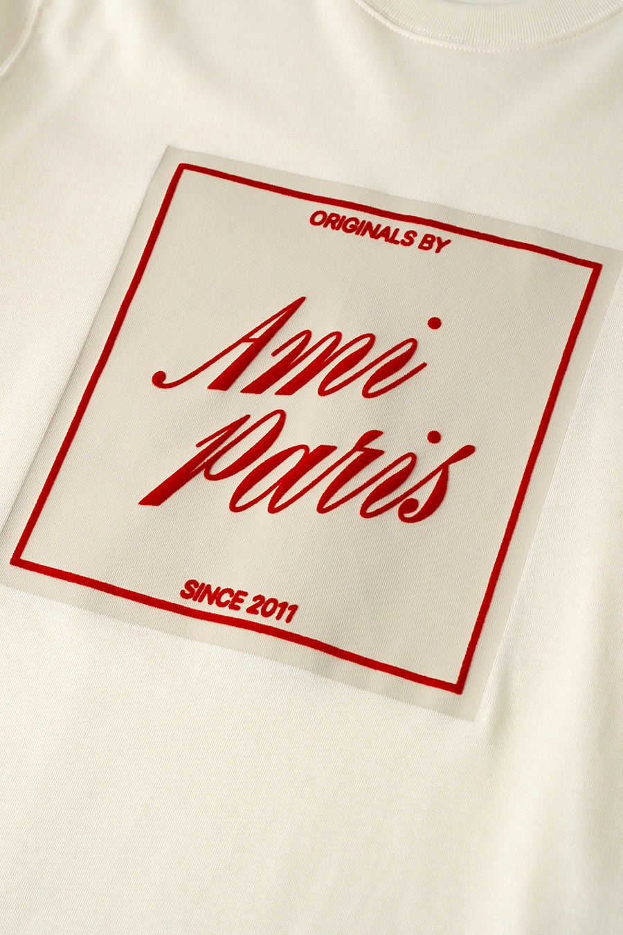 AMI PARIS - T-SHIRT BOXY AMI DE COEUR SIGNATURE FRONT BLANC CREME - LE LABO STORE