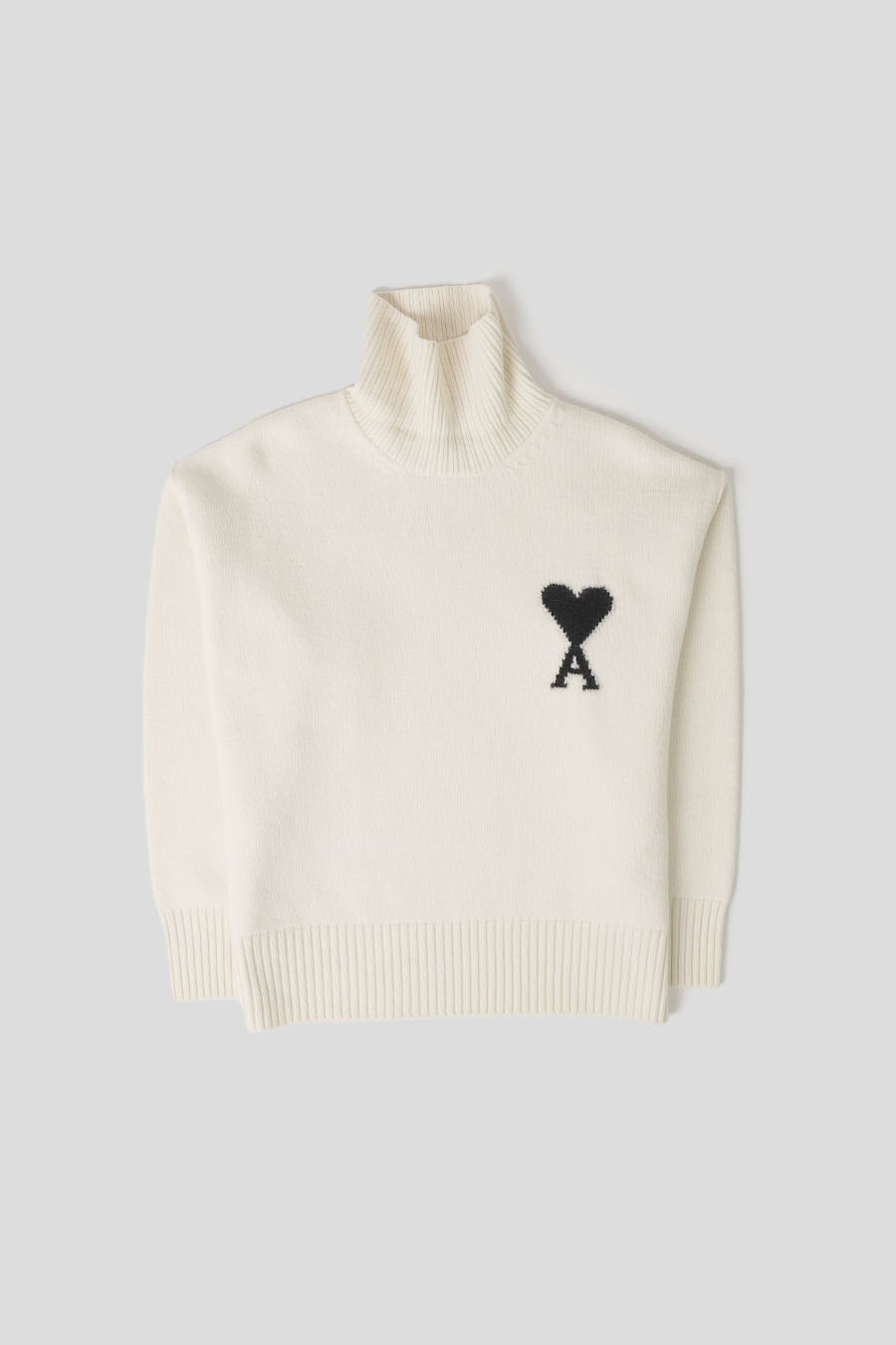 AMI PARIS - PULL COL CHEMINÉE AMI DE COEUR ÉCRU ET NOIR - LE LABO STORE
