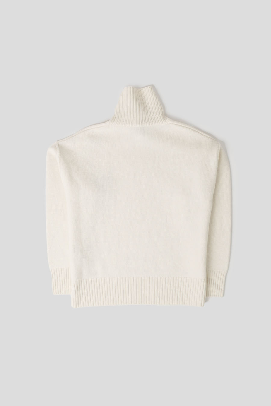 AMI PARIS - PULL COL CHEMINÉE AMI DE COEUR ÉCRU ET NOIR - LE LABO STORE