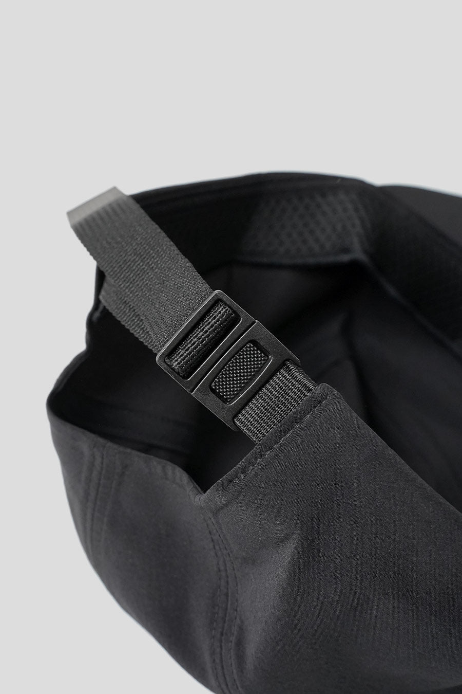 Arc'teryx - BLACK GAMMA 5 PANEL CAP - LE LABO STORE