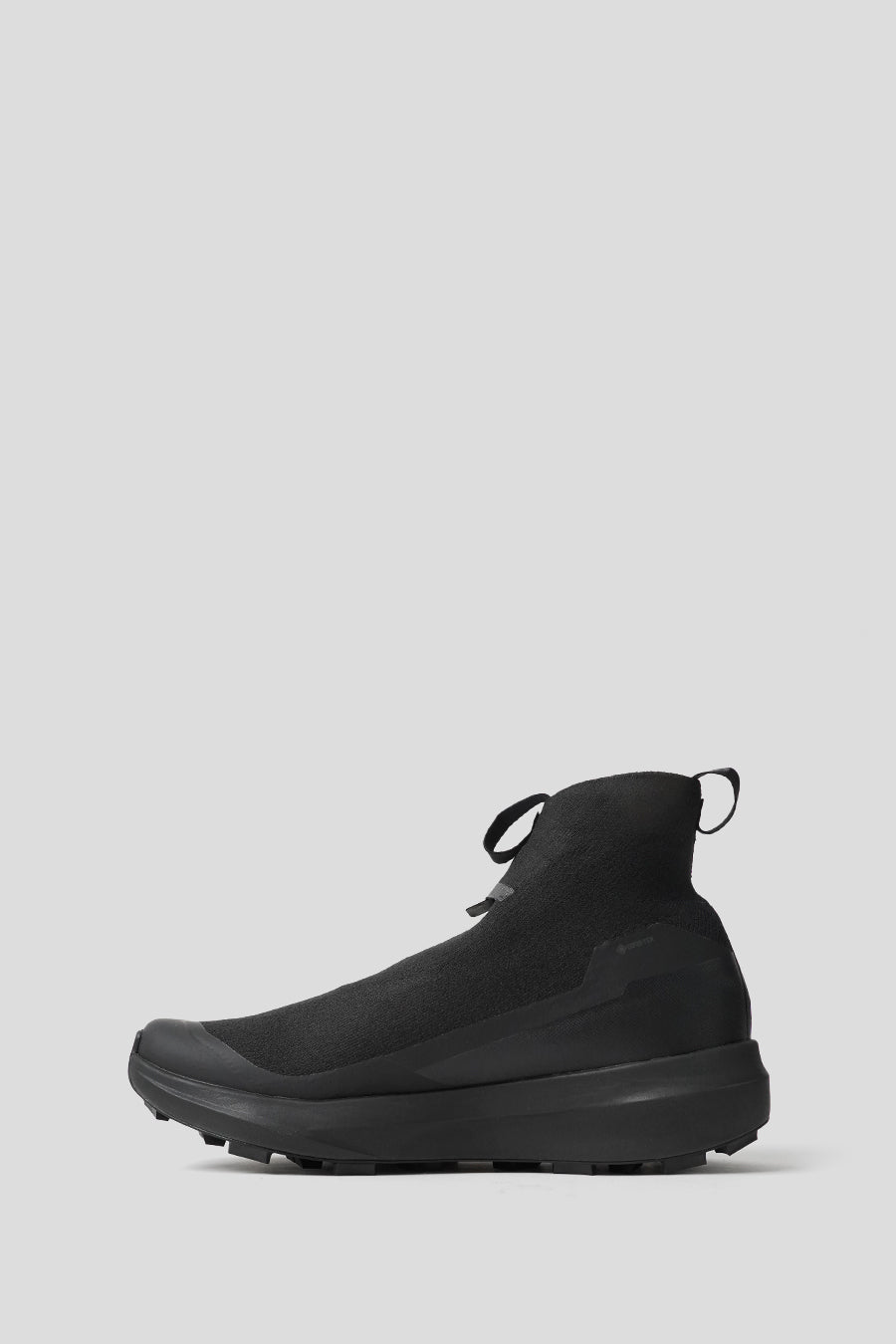 Arc'teryx - BLACK NORVAN 4 NIVALIS SNEAKERS - LE LABO STORE