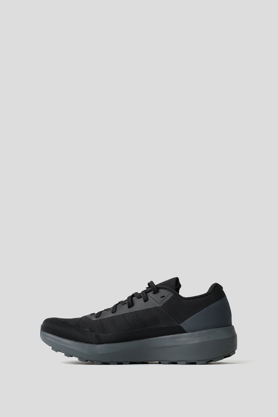 Arc'teryx - BLACK AND CLOUD NORVAN LD 4 SNEAKERS - LE LABO STORE