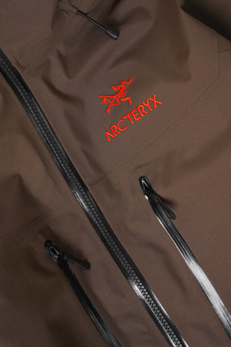 Arc'teryx - CAROB, BLACK AND DYNASTY ALPHA SV JACKET - LE LABO STORE