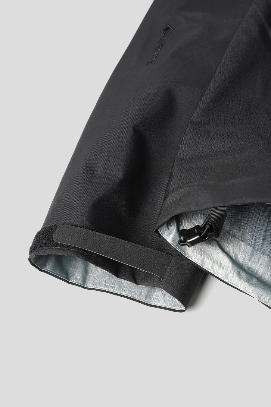 Arc'teryx - VESTE BETA M NOIRE - LE LABO STORE