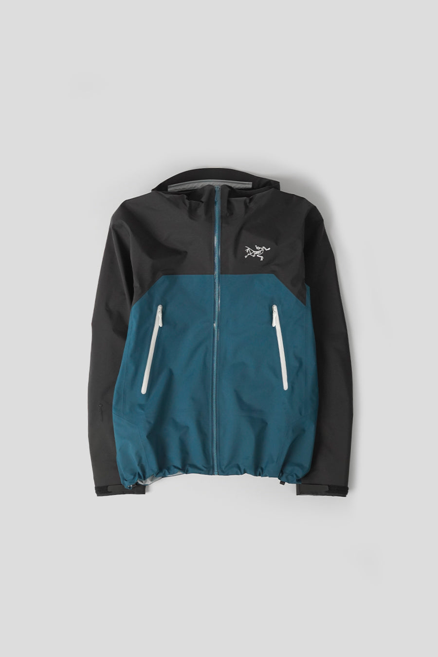 Arc'teryx - VESTE BETA NOIRE ET BLEU - LE LABO STORE