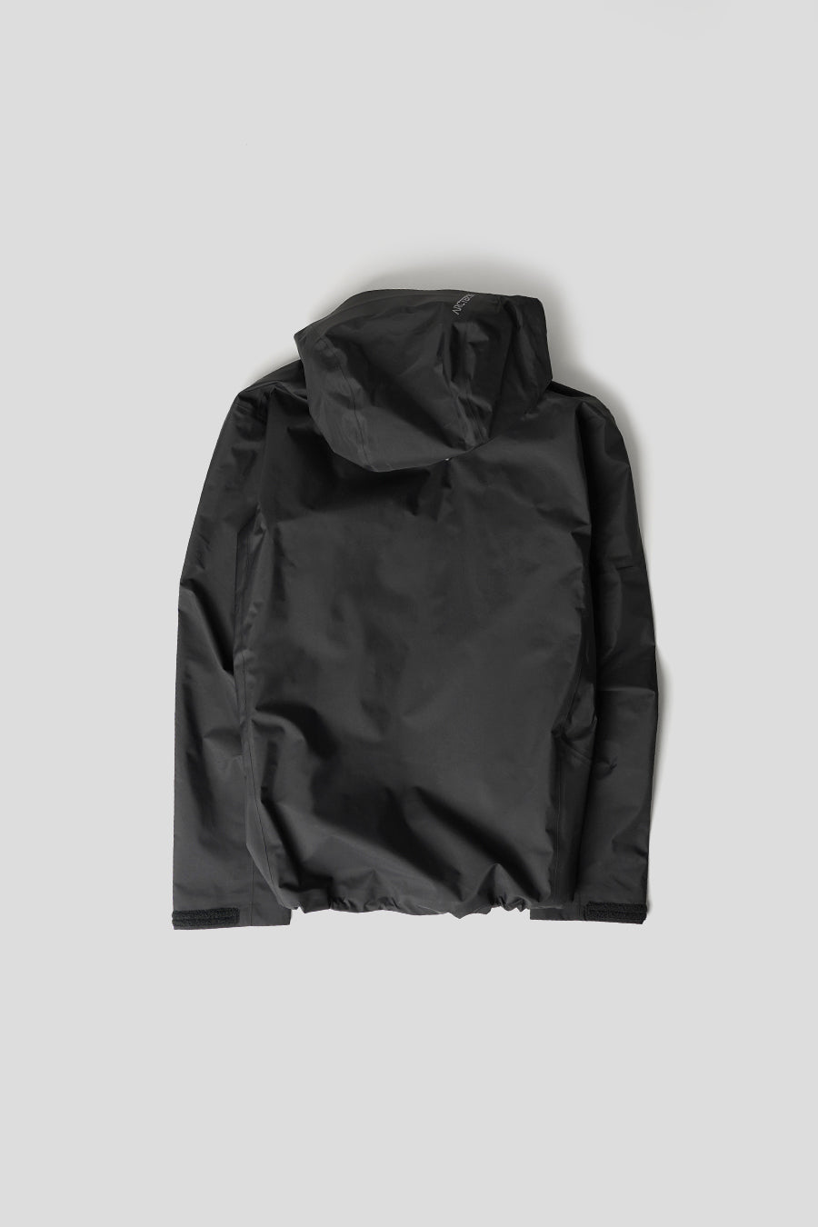 Arc'teryx - BLACK BETA SL M JACKET - LE LABO STORE