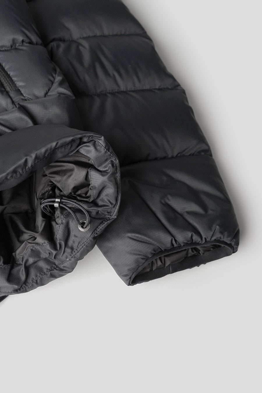Arc'teryx - VESTE THORIUM HOODY NOIRE - LE LABO STORE