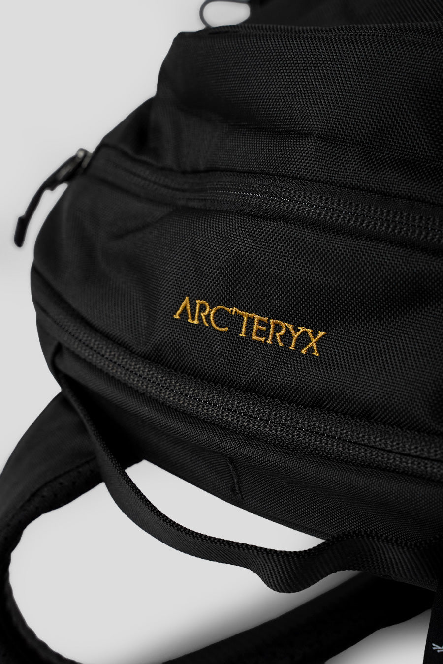 Arc'teryx - BLACK MANTIS 16 BACKPACK - LE LABO STORE