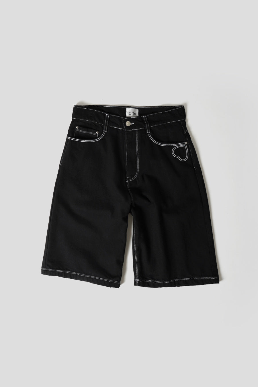 Arte - SHORT SILVAIN HEART DETAIL NOIR DENIM - LE LABO STORE